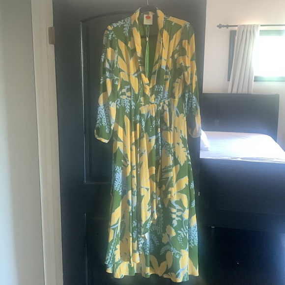 Foliage Sketch Green
V Neck Maxi Dress ‼️ - Picture 6 of 12